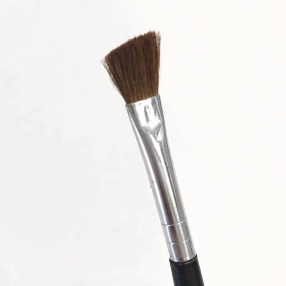 Angled Eyeshadow Makeup Brush